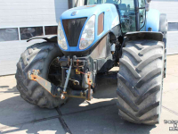 Tractor New Holland T7050 Autocommand vario trekker continu variabele transmissie (CVT) tractor TVT