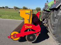 Overseeder Vredo Vredo doorzaaier / gras seeder midejo