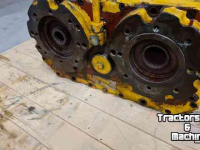 Diverse used spare-parts Herder Tandwielkast