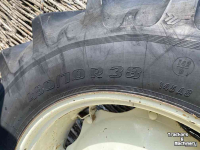Wheels, Tyres, Rims & Dual spacers Barum 480/70R38 op International velgen