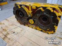 Diverse used spare-parts Herder Tandwielkast 502 503 512 513 135 120