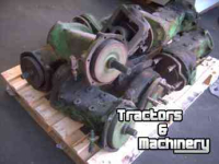 Diverse used spare-parts Holder A55 Onderdelen assen / ersatzteile