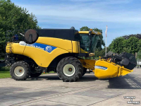 Combine New Holland CR 980 Combine + Maaibord