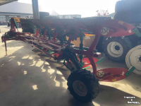 Ploughs Kverneland 3300 S vario met steenbeveiliging  150 ha geploegd