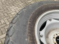 Wheels, Tyres, Rims & Dual spacers BKT 16.9-30R3 50% TR-387