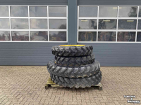 Wheels, Tyres, Rims & Dual spacers Alliance 11.2R32 en 12.4R46 op velg