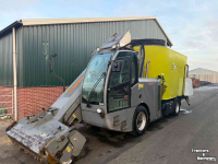 Self-propelled feed mixer Storti Dobermann SW 250 AS EVO