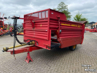 Silage-block distribution wagon Schuitemaker Amigo 30S