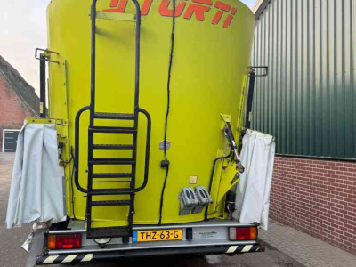 Self-propelled feed mixer Storti Dobermann SW 250 AS EVO