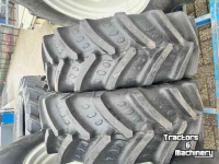 Wheels, Tyres, Rims & Dual spacers Valtra Valmet 480/70R34 +380/70R24 BKT
