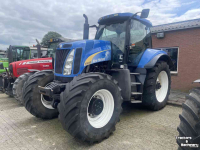 Tractor New Holland T8040