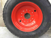Wheels, Tyres, Rims & Dual spacers Barkley 440/65-24 en 540/65-34
