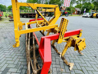 Cultivator Rumptstad Cultivator met kooirol en hydraulische hefinrichting