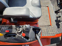 Ride-on mower Kubota ZD1211