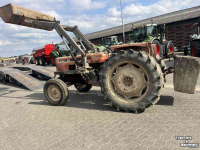 Tractor Renault 651