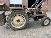 Tractor Renault 651