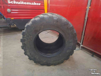 Wheels, Tyres, Rims & Dual spacers Vredestein 710/40R22.5 FlotationTRAC