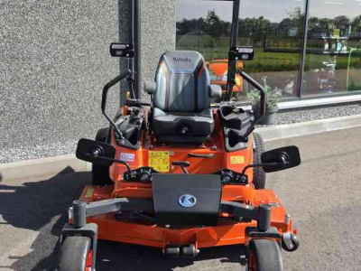 Ride-on mower Kubota ZD1211