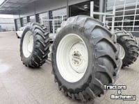 Wheels, Tyres, Rims & Dual spacers Michelin 20.8 R38 + 16.9 R28, 520/85 R38 + 420/85 R28