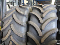 Wheels, Tyres, Rims & Dual spacers Vredestein 710/70R38 Traxion XXL trekkerbanden tractorbanden demontage