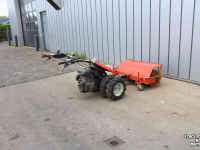Tool carrier Reform M3D met bezem