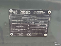 Mini-Excavator Neuson 6003 met maaikorf functie