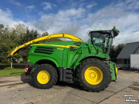 Forage-harvester John Deere 8600 40 Km Korrelkneuzer Airco 4 WD Harvester Claas