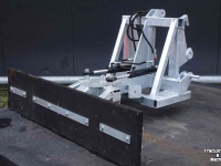 Rubber yard scraper Hofstede Rubber voer erf modder sneeuw schuif hydraulisch verstelbaar
