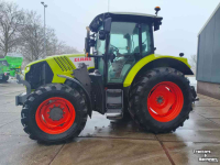Tractor Claas arion 530