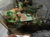 Used parts for tractors John Deere 1020 v