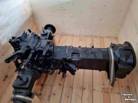Diverse new spare-parts New Holland TT4.90 TD5  T4