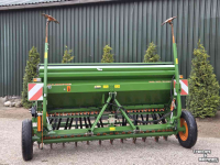 Seed drill Amazone D9-30 Super zaaimachine