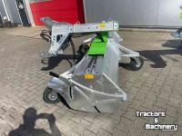 Sweeper Zocon Veegmachine 240 br overjarig maar nieuw