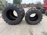 Wheels, Tyres, Rims & Dual spacers Vredestein Traxion 600/70R30 en 710/70R42