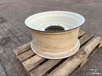 Wheels, Tyres, Rims & Dual spacers New Holland W14x28 verstelbaar wiel