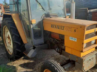 Tractor Renault 461s