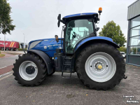 Tractor New Holland Blue Power