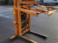 Fork lift & Fork lift truck Sicma Hefmast met kistenklem