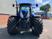 Tractor New Holland 270 AC