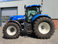 Tractor New Holland 270 AC