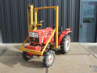 Horticultural Tractors  Eastern 184-4 minitrekker minitractor met hydraulische zij-arm (maaiarm)
