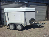 Livestock trailer Van Der Sluis Ponytrailer veetrailer schapentrailer paardentrailer trailer