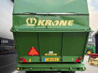 Self-loading wagon Krone AX 280