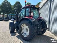 Tractor Valtra N121