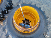 Wheels, Tyres, Rims & Dual spacers Danubiana 2xDUBBELLUCHT 14.9-24 DANUBIANA JCB 70%