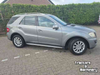 Truck Mercedes Benz ML350