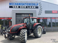Tractor Valtra T130 Hitech