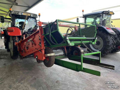 Onion harvester Holaras UM150-F - UR-135-DB Uienrooiset oogstmachines