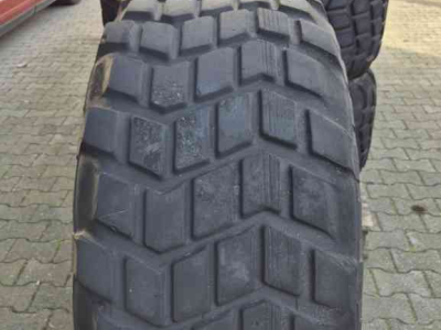 Wheels, Tyres, Rims & Dual spacers Michelin 525/65R20.5 Michelin XS op 10 gaats velg 20.5R20.5