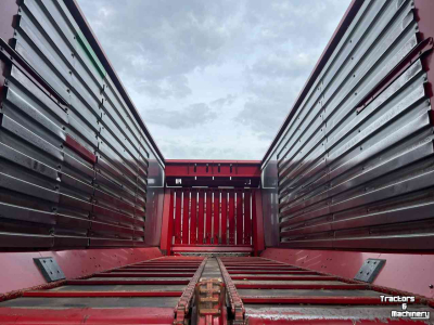 Self-loading wagon Strautmann Terra Vitesse 4201